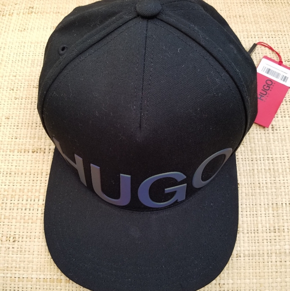 hugo cap
